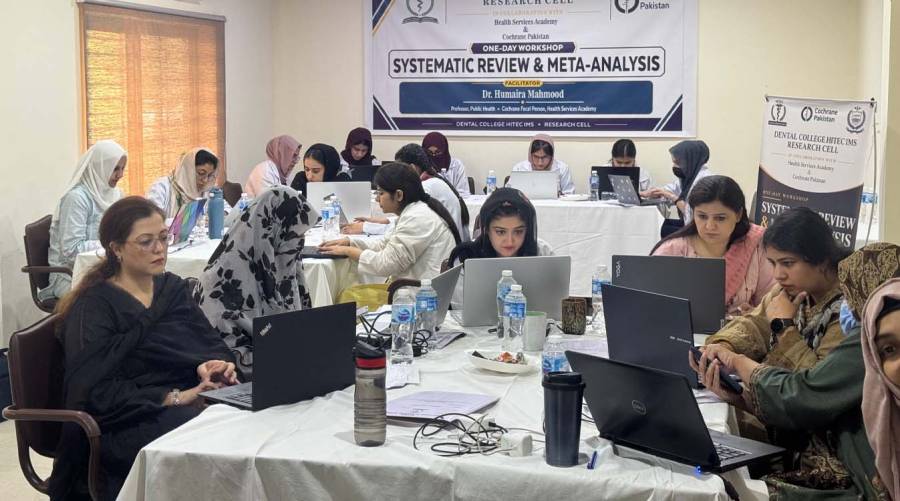 Dr Humaira Mehmood leads a systematic review and meta-analysis workshop organised by the Research Cell at HITEC-IMS Dental College.
